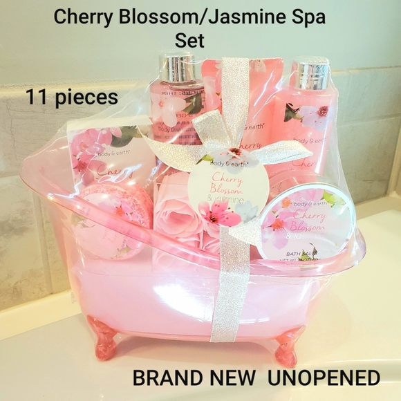 NEW 11 Piece Spa Set Cherry Blossom /Jasm…